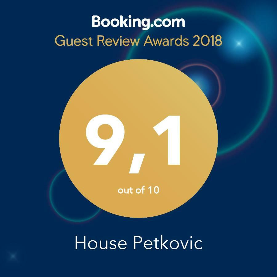 ホテルHouse Petkovic コレニツァ エクステリア 写真